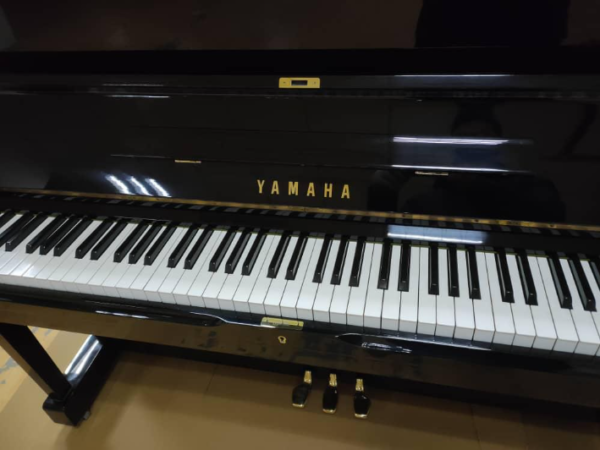 Yamaha U1 Acoustic Piano